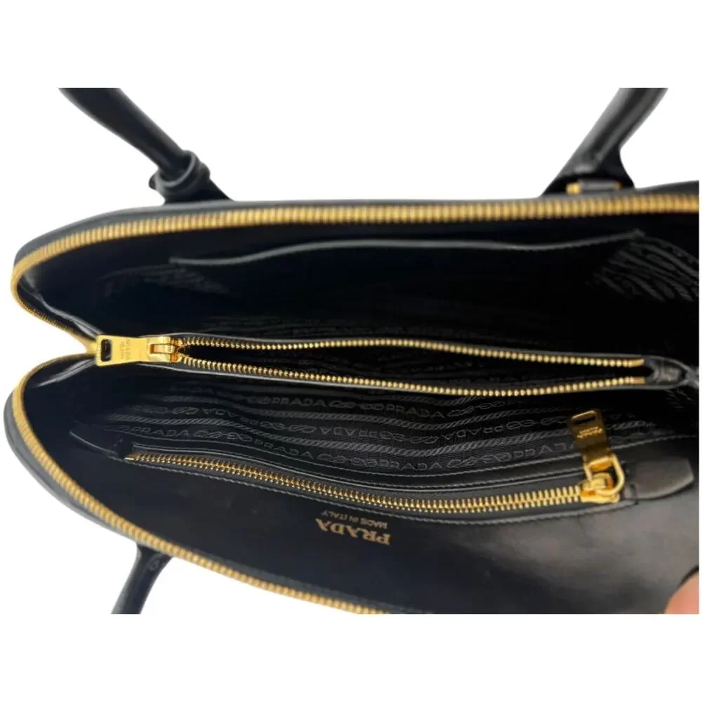 Prada black city